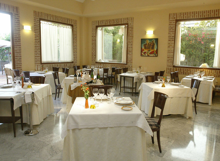 Ad Hoc Parque Hotel Bétera Restaurant photo