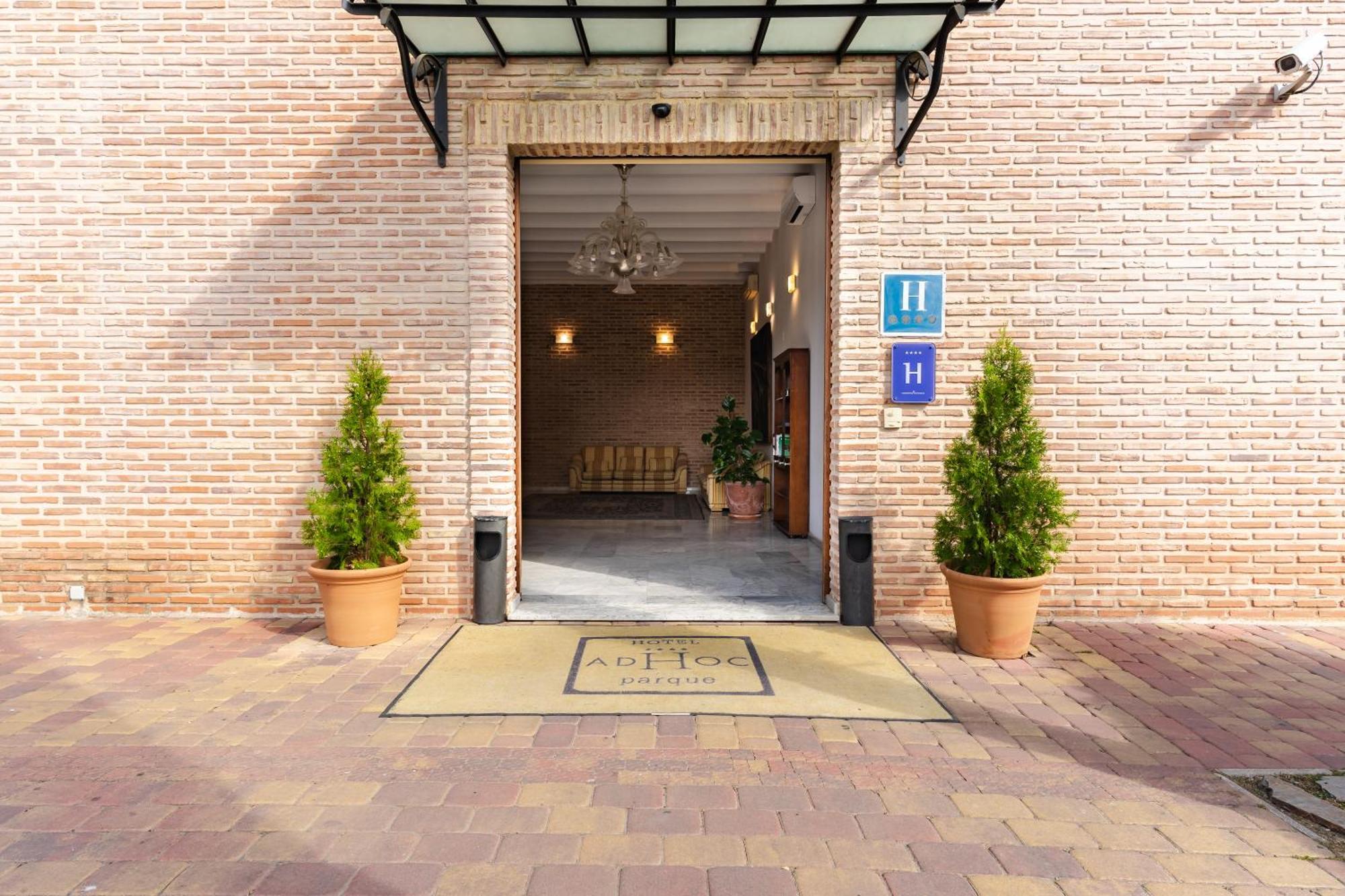 Ad Hoc Parque Hotel Bétera Exterior photo