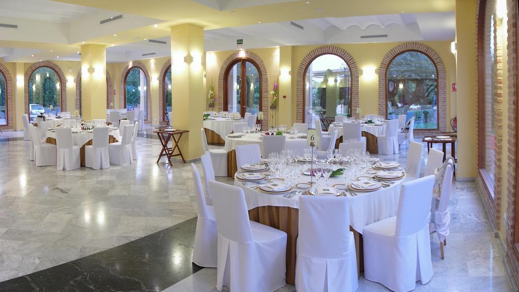 Ad Hoc Parque Hotel Bétera Exterior photo